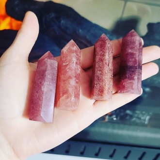 Strawberry Quartz  high quality crystal Points Towers