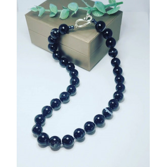 Black Lace Agate beaded necklace 12 mm