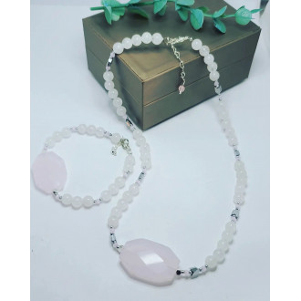 Rose Quartz Necklace and bracelet set